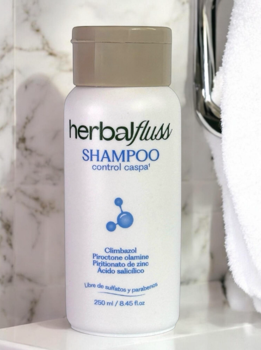 ¿Caspa? ¡Me salvó esta recomendación de mi estilista!